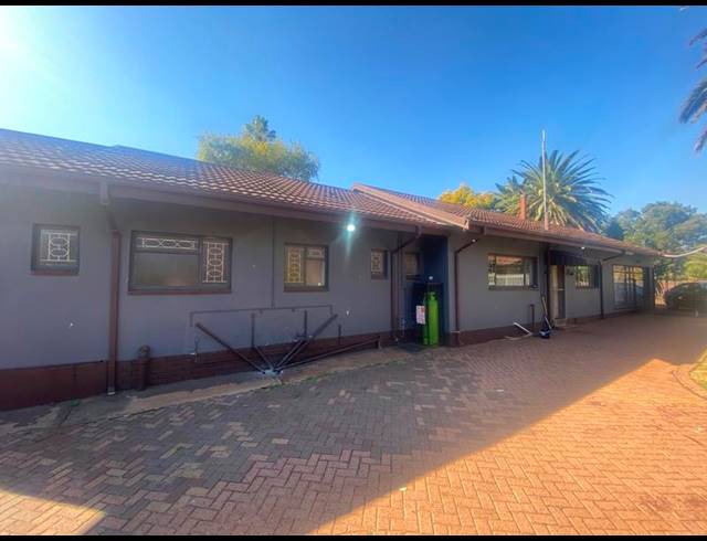 4 BEDROOM HOUSE FOR SALE IN KANONKOP